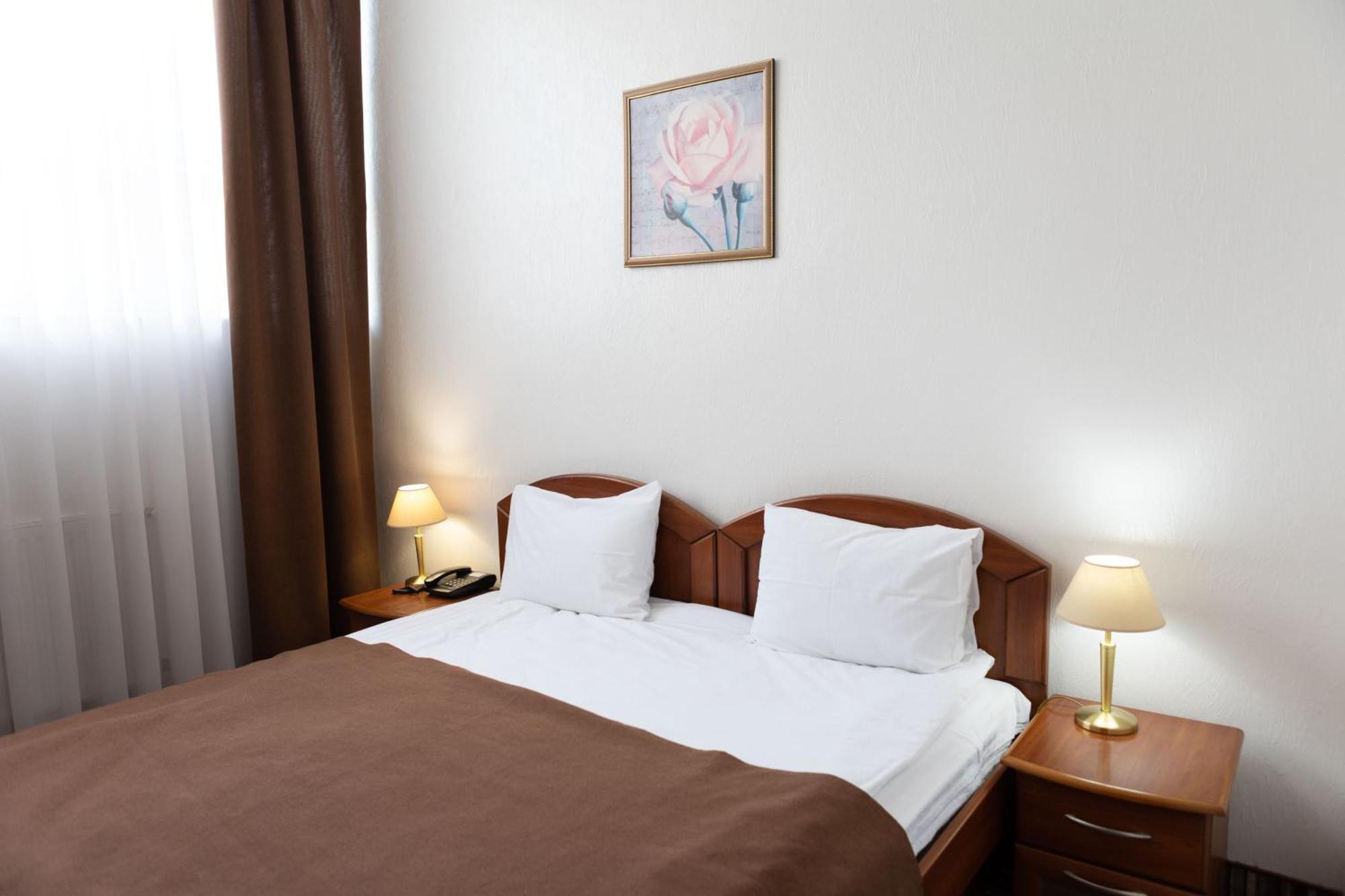 Hotel Kopa - Žovkva Esterno foto